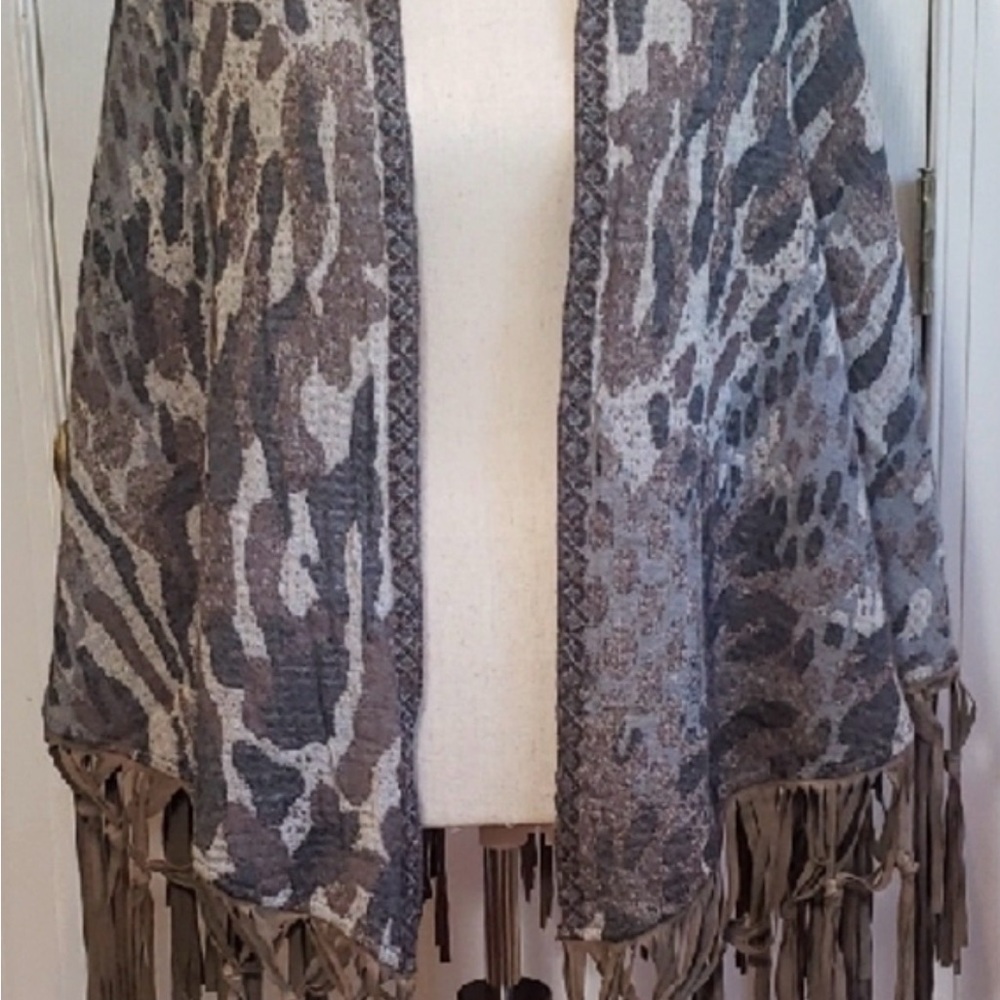 Tolani Taupe & Gray Animal-Print Fringe Scarf